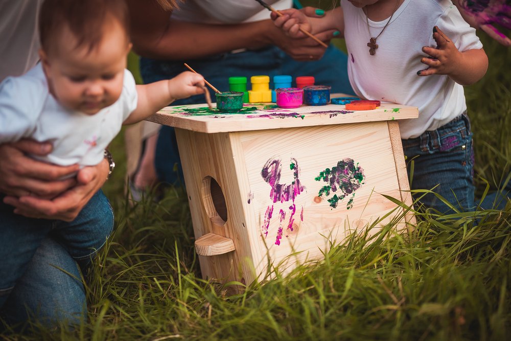 Looking for ways to keep children busy in the #Christmas holidays?🎄 Read our roundup of these brilliant screen-free bird and wildlife crafts - courtesy of some of our favourite bloggers. blog.happybeaks.co.uk/help-advice/bi… #ChristmasHolidays #outdoorfun #Outdoorplay