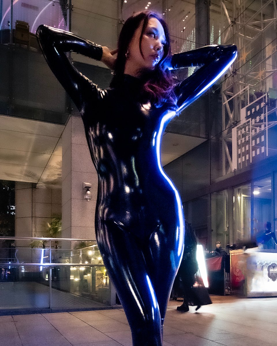 @ the party Libido M&J Marunouchi. A model wearing on alicetek seamless catsuit. Beautiful high lights. Will be release soon. Libido M&J @ 丸の内にて。alicetekのシームレスキャットスーツを着たモデルスナップ。ハイライトが美しい。まもなくリリース予定！！ alicetek.com