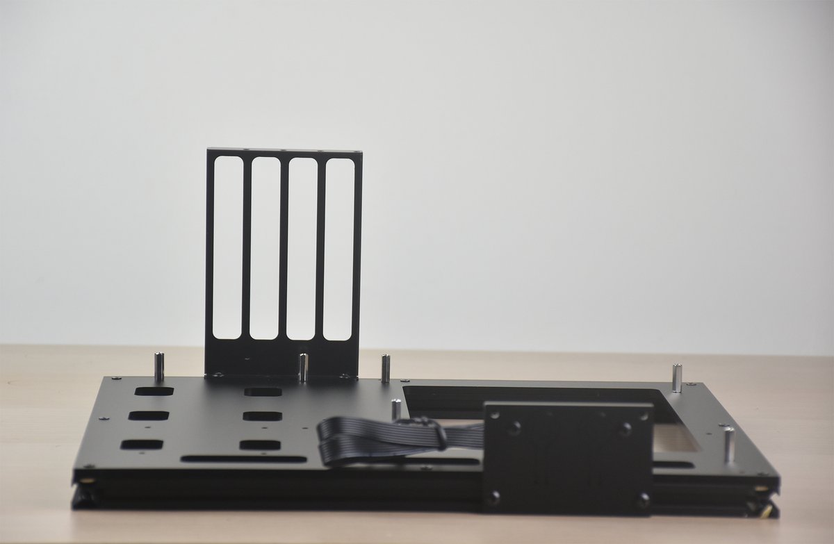 geeekstore's tweet image. It&apos;s a test bench and also an open case. We are currently selling the ATX test bench at our Shopee Taiwan store and we will release the related accessories recently. #geeekcase #testbench #atx