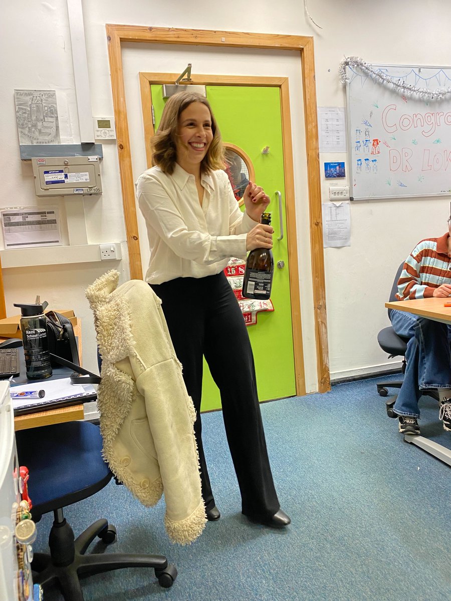 Jenni Garden (@garden_jenni) on Twitter photo Congratulations Dr Lowy!!! We're so proud of the wonderful <a href="/PhoebeLowy/">Phoebe Lowy</a> for passing her PhD viva yesterday <a href="/GardenGroupChem/">Garden Group</a> <a href="/EdinburghChem/">Chemistry Edinburgh</a> <a href="/SOFI_CDT/">SOFI CDT</a> Huge thanks to Dr Rachel Platel and Dr Amit Kumar <a href="/amitStA1/">Amit Kumar</a> for doing the honours! Congratulations Dr Lowy!!! We're so proud of the wonderful <a href="/PhoebeLowy/">Phoebe Lowy</a> for passing her PhD viva yesterday <a href="/GardenGroupChem/">Garden Group</a> <a href="/EdinburghChem/">Chemistry Edinburgh</a> <a href="/SOFI_CDT/">SOFI CDT</a> Huge thanks to Dr Rachel Platel and Dr Amit Kumar <a href="/amitStA1/">Amit Kumar</a> for doing the honours!