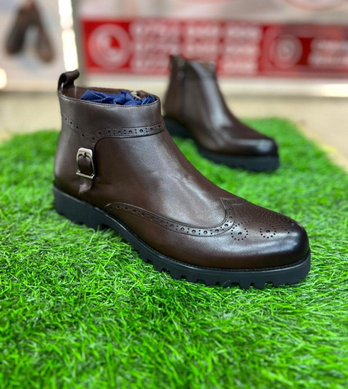 Naberz Shoes on X Gentle boots Size 38 to 46 WhatApp on 256 751902113 for deliveries. Price 185000ugx NaberzShoes https t mn1sZ1PxDx X