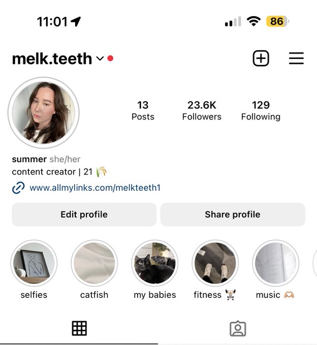 PLSSSS go follow my insta guys 😖 id love to gain more followers https://t.co/Tq9uqxobG4