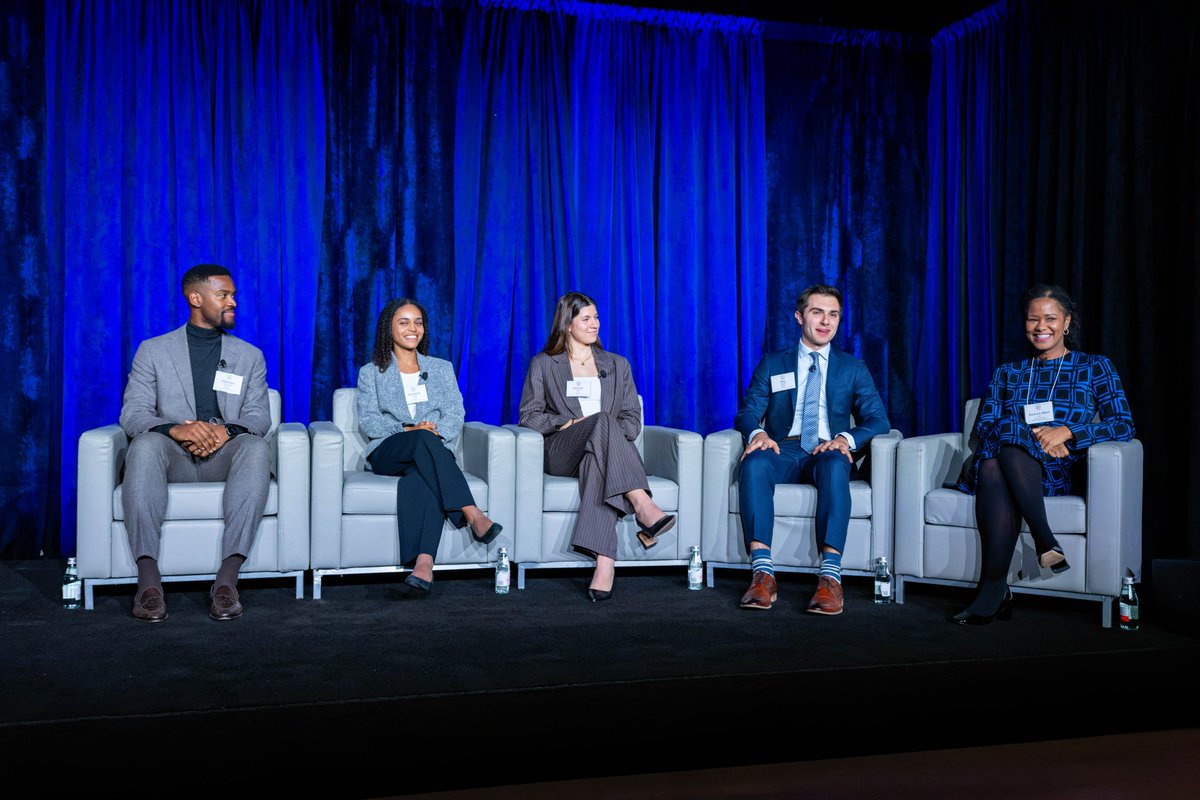 Such an honor speaking about how my experience at @Georgetown led me to @try_headway! Thank you to @DrSoyica for moderating an excellent panel discussion benefiting Georgetown's 'Called to Be' campaign: calledtobe.georgetown.edu