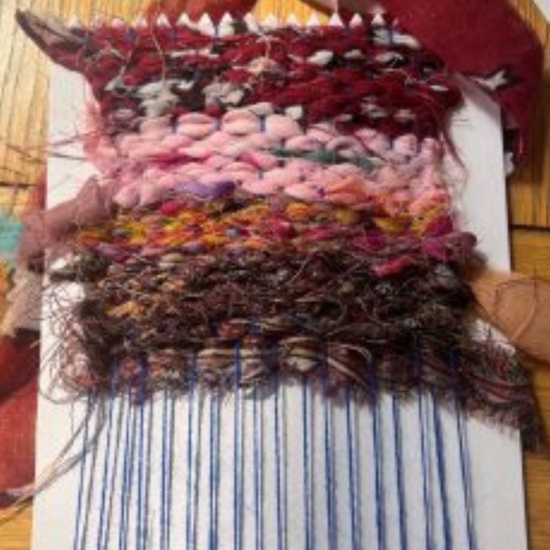 With our shop window we would like to highlight the important work that @_sohtis is doing to raise awareness of human trafficking in 🏴󠁧󠁢󠁳󠁣󠁴󠁿

Take part in 'Weaving 1000 scarves' and order your weaving kit today and support this initiative: buff.ly/3yYKJGI