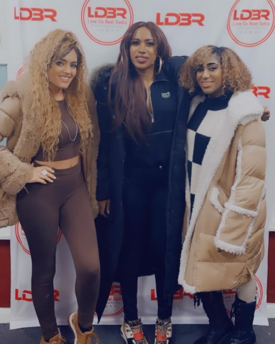 I had a great time with <a href="/italianoting/">Bianca Maria</a> and Karina on <a href="/LoveDaBeatRadio/">Love Da Beat Radio ®️</a> the other week <a href="/DJVINCENTKELLY/">DJ Vincent Kelly</a>  it was a lovely interview. As were warming up to  Christmas as female producer and artist like Kayne a self made producer in da house … TBC 💖⭐️🎄🎄🎄
