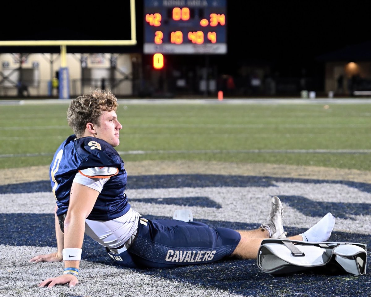 Senior Year Highlights!
*Missed 2 1/2 Games due to injury* 
- 1st Team All Conference
- 66 Total Tackles
- 40 Solo
- 8 TFL’s
- 1 FF
- 4 PBU’s 
Thank you <a href="/kiskifootball/">Kiski Area Football</a> for an amazing 5 years! 💙💛

hudl.com/v/2MCD7L

<a href="/CoachAA13/">Aaron Albert</a> <a href="/a03albert/">Aiden K. Albert</a> <a href="/MisterJThompson/">Jordan Thompson</a> @JohnPet02010789