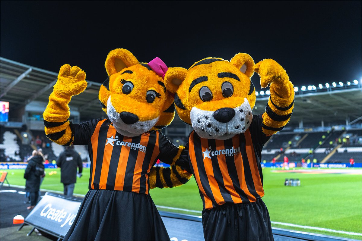 We've got 1 space available for the kids matchday mascot experience at @HullCity v Sunderland on Boxing Day 🔥 Just like and share this post, then make sure you're following us for a chance to win 💛💙 Winner will be picked Monday morning at 9am 🤞