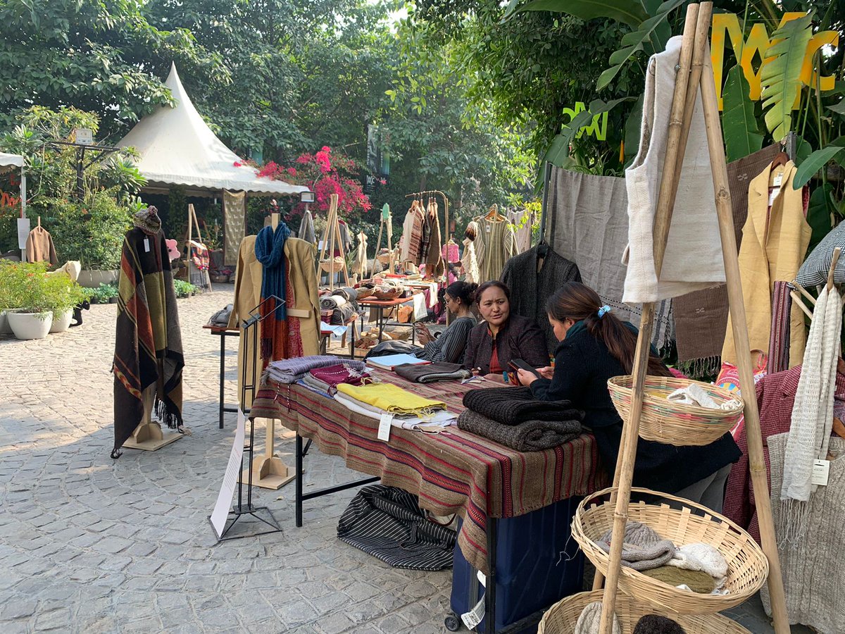 The Desi Oon Festival has arrived in Museo Camera for a three-day pop-up market featuring the finest handcrafted Indian woolen products and immersive workshops by master artisans. 
Dates: 15th to 17th Dec. 
Don't miss out on this unique marketplace!  #DesiOonFestival #MuseoCamera