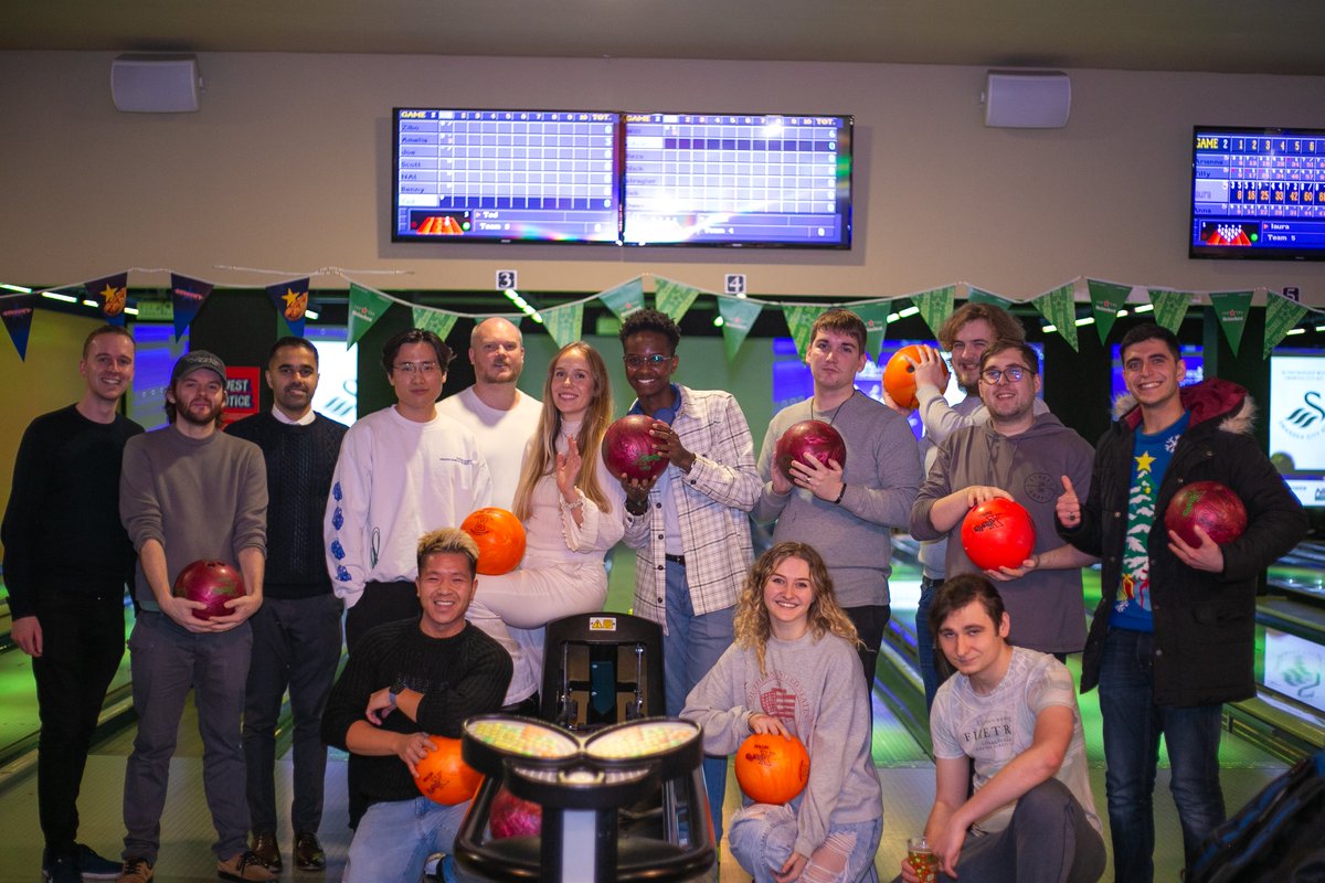 Bowling has become our Christmas VR MSc tradition. #VR #710split 🎳🎅