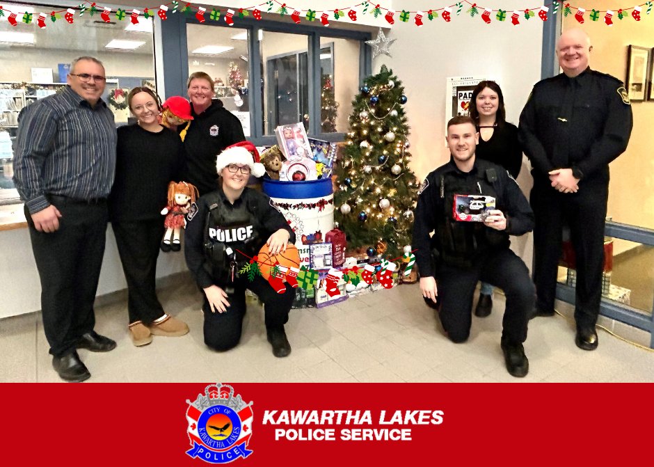 Festive Friday! A huge shout out to the staff here at the @KawarthaLakes Police Service for this overflowing bin of toys. There’s definitely going to be smiles on some faces this holiday season!!
If you pass a bin, consider making a donation.
#community 
#giving