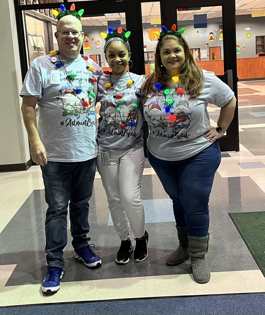 AdminVerow's tweet photo. On the 12th day of Christmas - TEAM DRESS UP DAY @ajbushelem!!! @TeraeHarris @MatturroMEd #OneTeamOneGoal #BobcatBusiness https://t.co/Mc2vMCpBBl