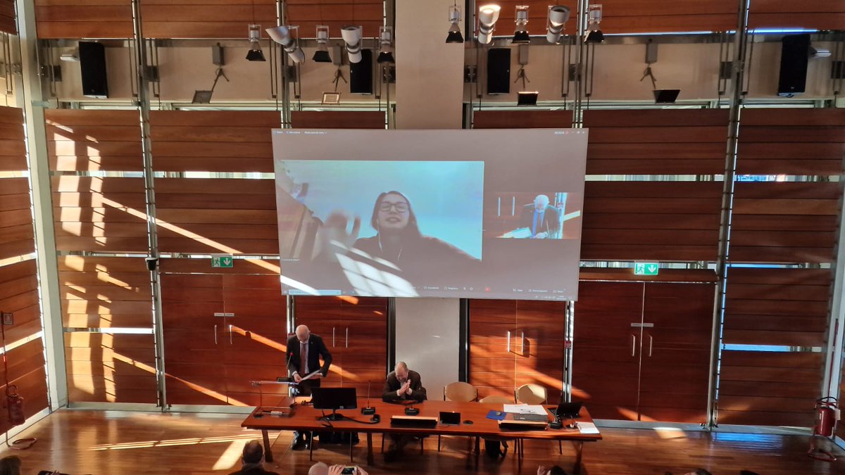 Oggi al Politecnico di Torino Lingotto i quattro vincitori del Premio Tesi di Laurea 2023 hanno ricevuto il premio di 2500 euro dal Presidente Claudio Zilio 

#AiCARR #Icare4aicarr #premiotesi