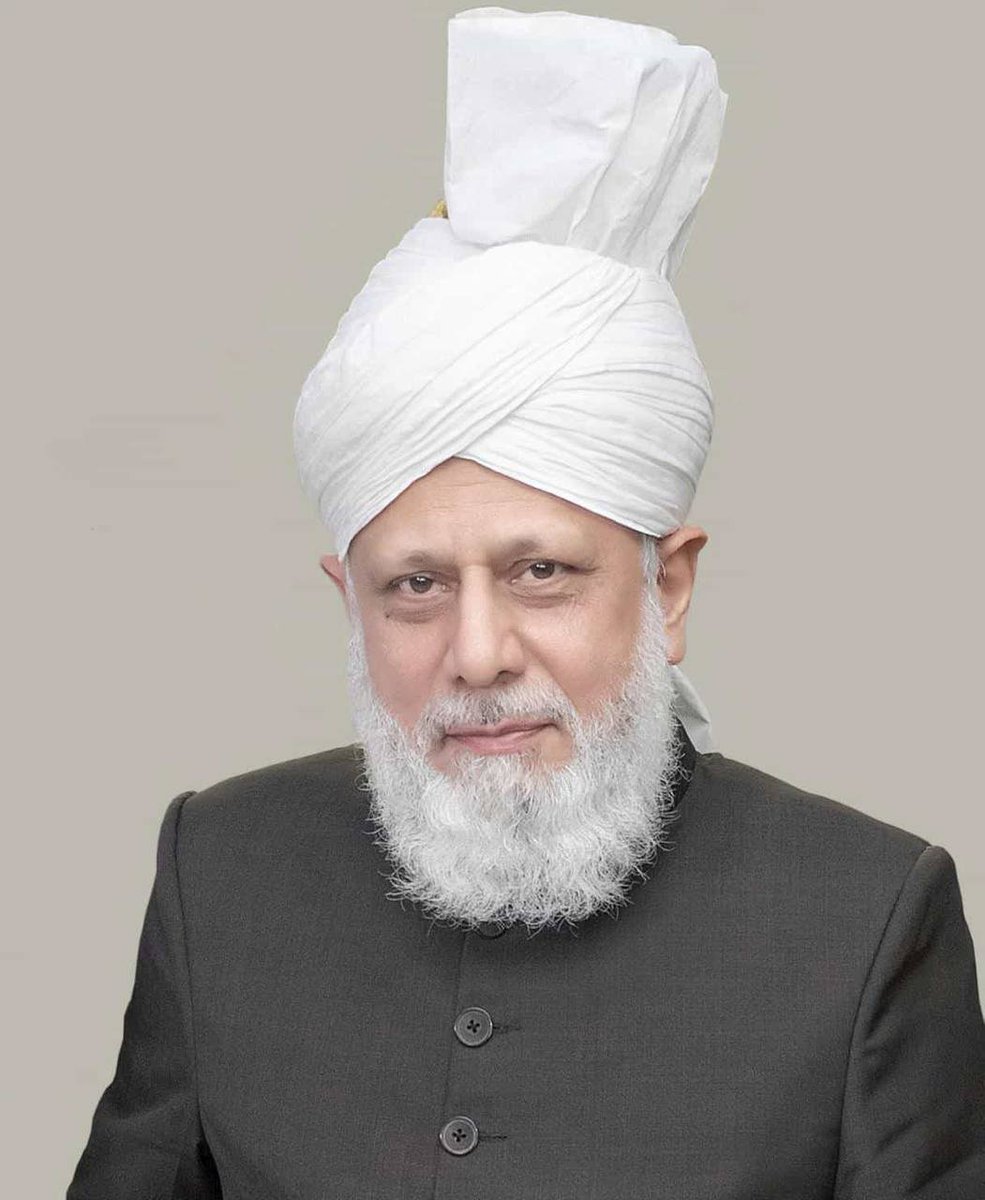 🇵🇸 LATEST: Today, Huzoor said: “Continue to pray for the Palestinians. The extent of the oppression they are facing is reaching new heights, and it is, in fact, increasing day by day. May Allah Almighty create the means to seize the oppressors and bring relief to the oppressed