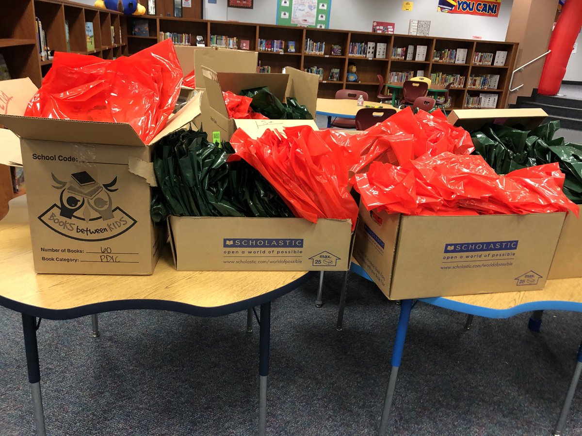 We are ready! Every student in the school will receive a gift and a brand new book for the holidays. Big thanks to Books Between Kids for their generous donation 😊⁦@BooksBtnKids⁩ ⁦@Alief_Libraries⁩ ⁦@ajbushelem⁩ #oneteamonegoal