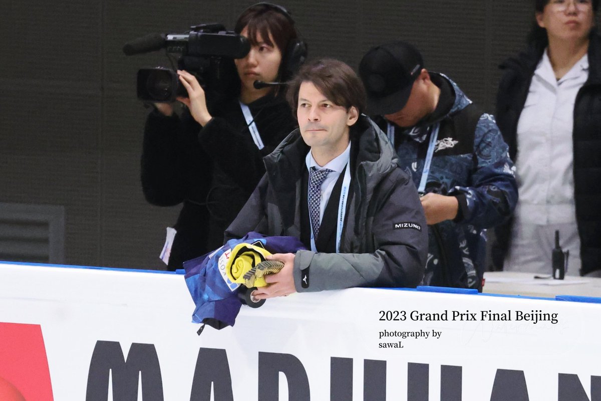 2023 Grand Prix Final Beijing
FS
兰老师🥰🥰🥰
#StéphaneLambiel