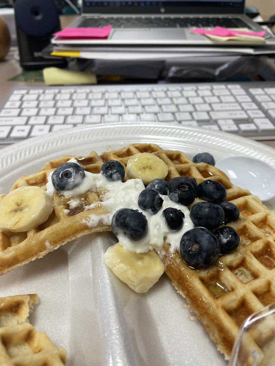 Best Admin team award goes to @sms_jaguars To end our Merry and Bright days of fun and cheer we have a waffle bar this morning! The perfect boost to get through the last day. Thanks @ChollyOglesby - you are amazing!