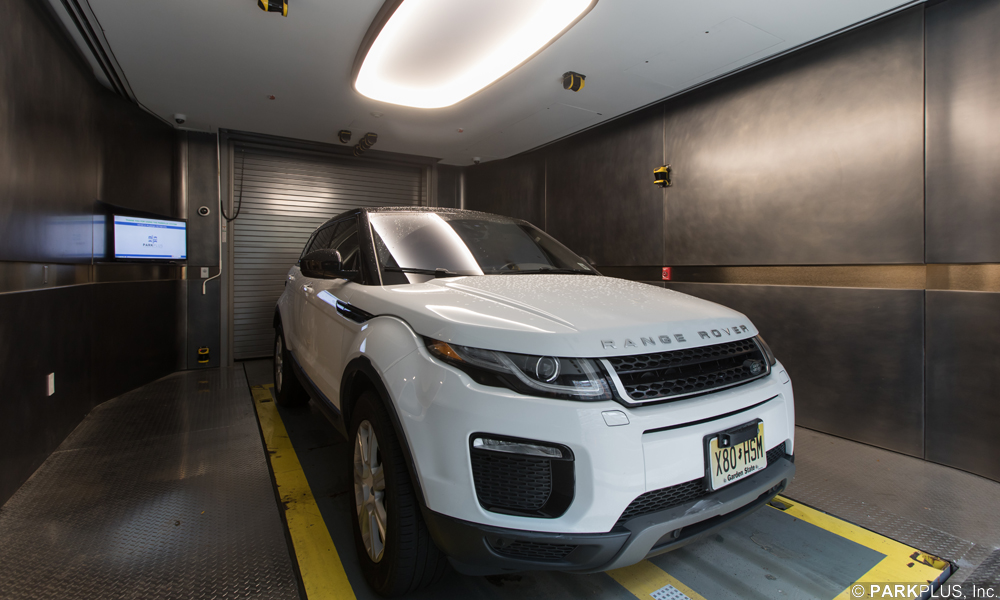 ParkPlusInc's tweet image. PARKPLUS #AutomatedParking systems&apos; loading bays include info displays and lights to indicate the state of operations. Guidance displays guide the driver to align the vehicle &amp;amp; storage sequence is activated after parking &amp;amp; exiting the vehicle and loading bay. #Parking #LoadingBay