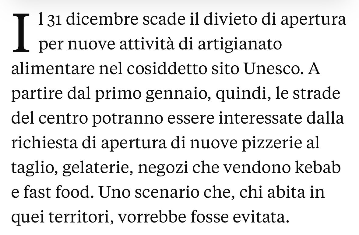 #Roma Il centro storico della più bella città del mondo , patrimonio dell’unesco, trasformato in una pizzetteria ,kebabberia, friggitoria, spizzicheria, e vogliono aprirne ancora altre. Come distruggere in poco tempo la bellezza e quindi la ricchezza di un luogo straordinario.…