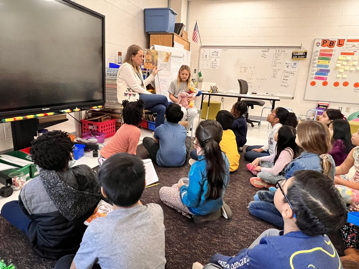 We loved having <a href="/Mrs_Dudas3rd/">Melissa Dudas</a> as our mystery reader today! <a href="/GoshenPostES/">Goshen Post ES</a>