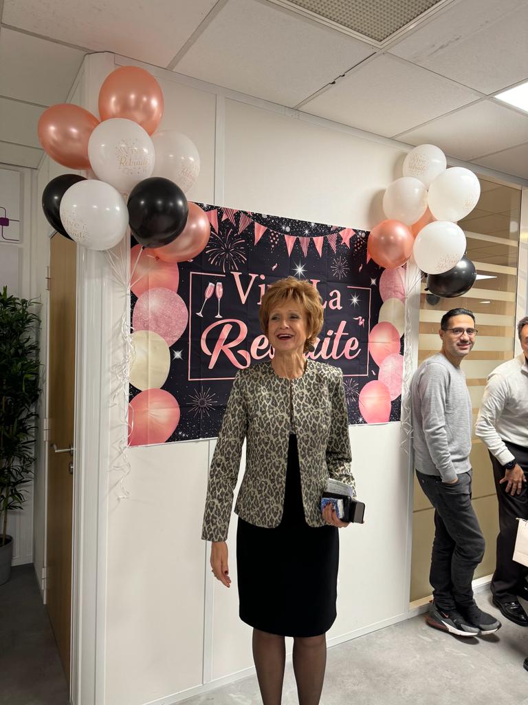 TenexaGroupe's tweet image. 🎉👋 Ce fut un départ empreint d&apos;émotions pour Annie Fradin, notre étoile filante chez @GroupeInfodis. 🌟 Merci, Annie, pour chaque sourire partagé, chaque défi relevé ensemble ! Bonne route vers de nouvelles aventures ! 🚀 #AuRevoirAnnie #CollaborationExceptionnelle #TeamSpirit