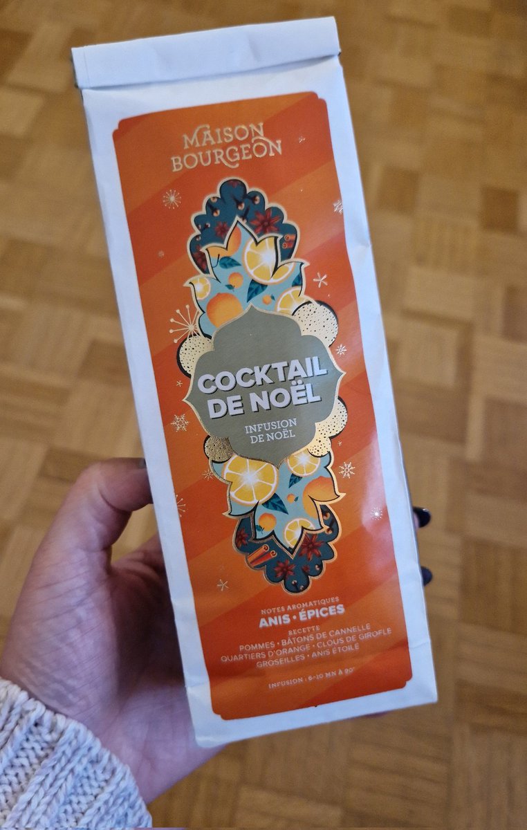 Glühwein, vin chaud, glögi, viño quente,... chámalle como queiras, pero teño nas miñas mans as especias esenciais para preparar a bebida estrela do inverno centroeuropeo. 

Alguén se anima a probalo?