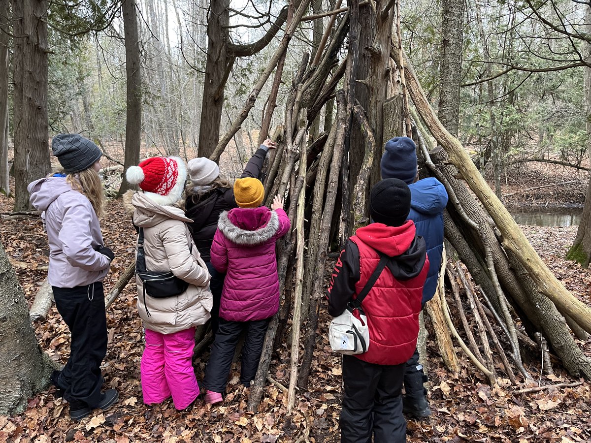 Building shelters and starting a fire to boil water with Don Valley Middle School #getoutside #takeyourteachingoutside #tdsb #outdooreducation