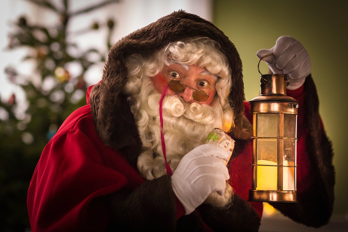 We're looking forward to another weekend with Father Christmas and his magical stories! 🎅 If you'd like to come along, tickets are available here tinyurl.com/father-christm… or we have walk up tickets available 🎟