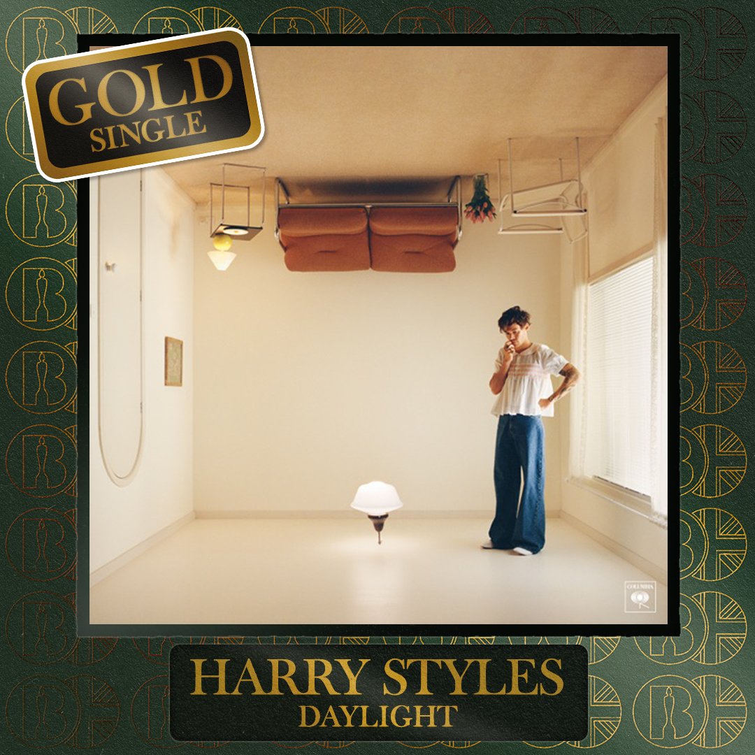 'Daylight', the song by @Harry_Styles, is now #BRITcertified Gold