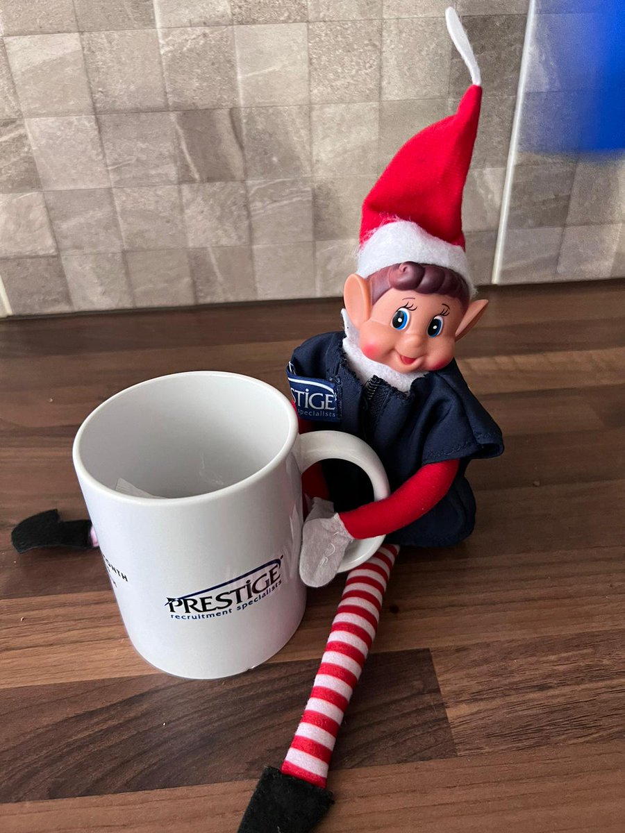🎄After a nice day at the Football yesterday. Our little elf is spending the day relaxing and drinking a nice cup of tea. Getting ready to prepare for all the festivities next week bring.
#Football #elffeedbackexpress #officeelf #ElfOnTheShelfArrival #FestiveMagic #JoyfulSeason