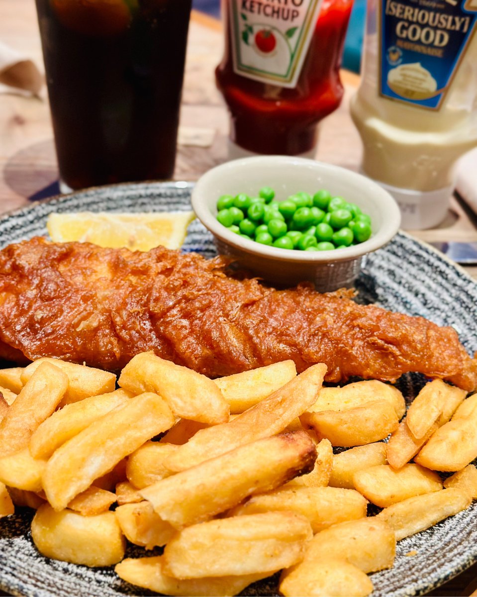 No podía irme de #Londres sin comer un #FishAndChips 😂

#london #foodporn #foodie #londonfood #londonfoodies