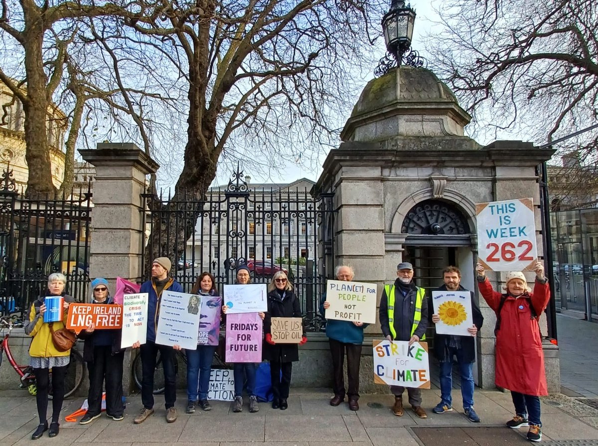 Week 262 for #Dublin #FridaysForFuture .... @GretaThunberg #EndFossilFuels #ClimateAction