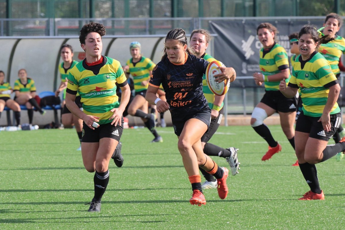 #Rugby 🏉 Agenda #DHBFemenina jornada 4 ➡️@xvhortaleza ➡️@lesabellesrc 📆Mañana 16:00 ➡️@RugbyTuria ➡️@PinguinasRugby 📆Domingo 11:00 😀@Teika_es con el deporte femenino