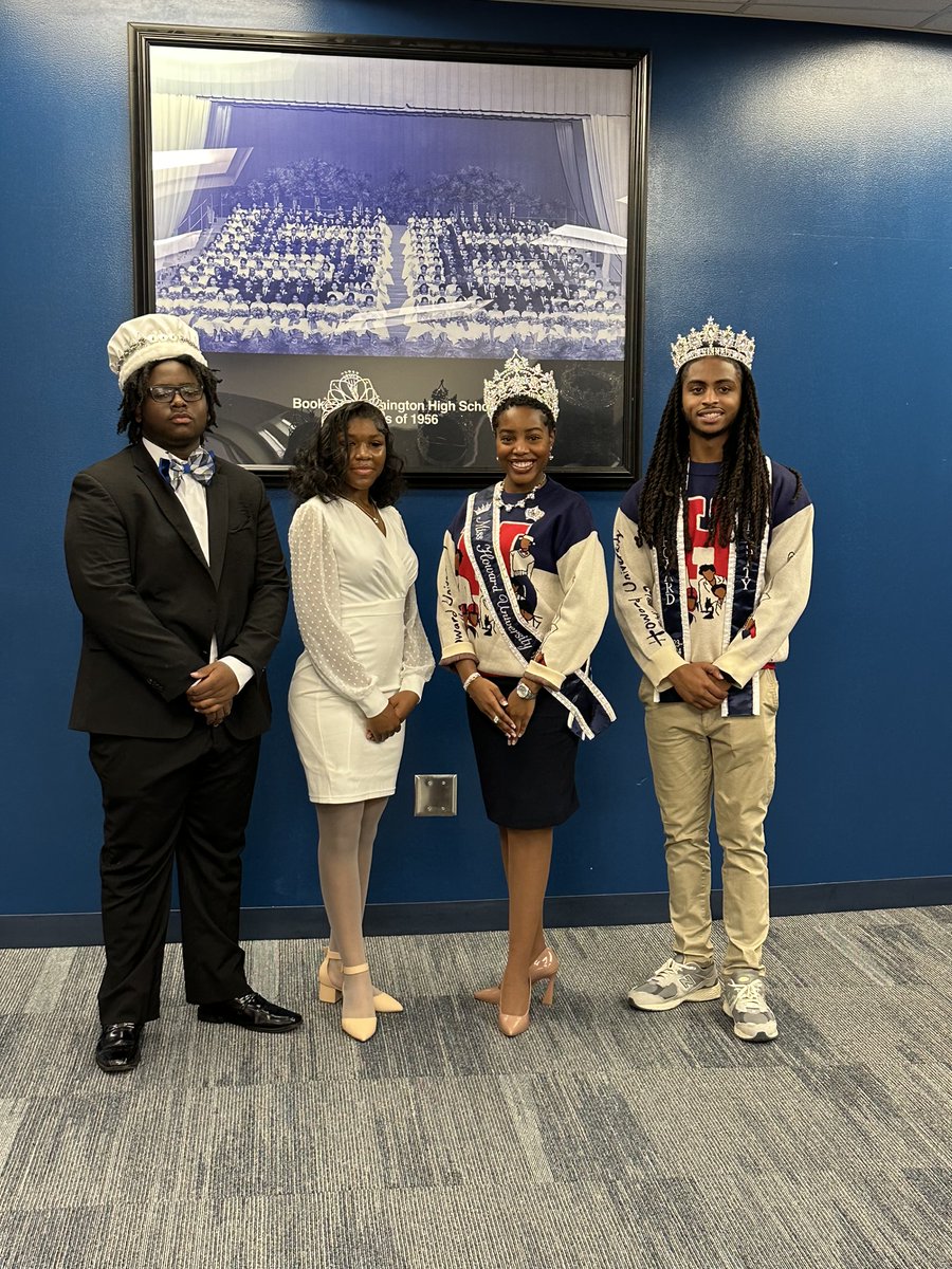 Thanks for coming back to THEE Booker T, @WestMahlon and bringing the @HowardU royal court - Forever grateful to you all, for pouring into our students lifelong lessons in areas of finance, Black in STEM, and MUCH more!!! @Retha_Woolfolk @BTWWillWade @btwecscholars @HowardU