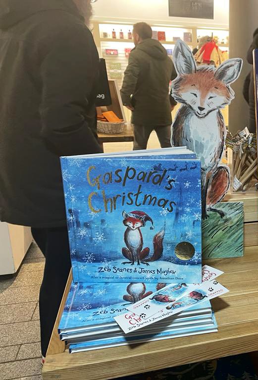 Give a book that does a little good this Christmas. Copies of GASPARD’S CHRISTMAS, supporting the work of @SMITFCharity are available from the crypt shop at @smitf_london or from your local bookshop. #ChristmasKindness 🦊 🎅 🎄