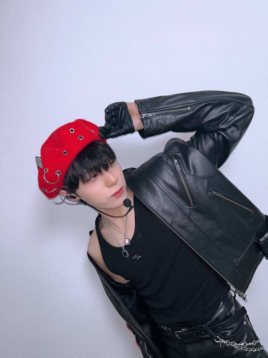 ONEUS (@official_oneus) on Twitter photo 