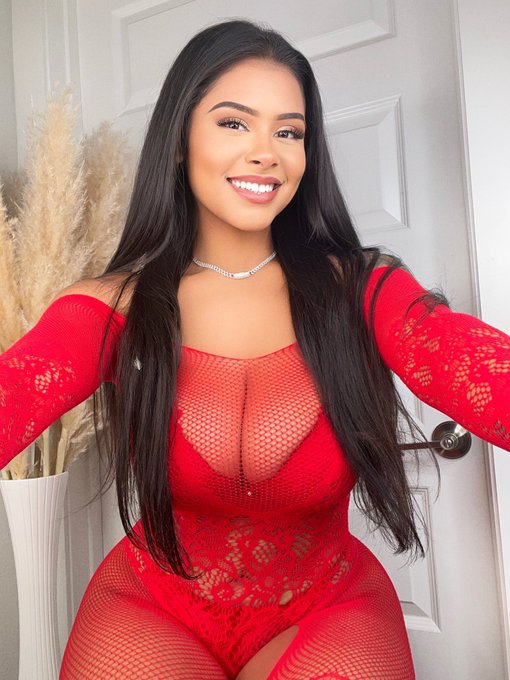 Christmas spirit ❤️🎄 https://t.co/DjEFu4Hc6p