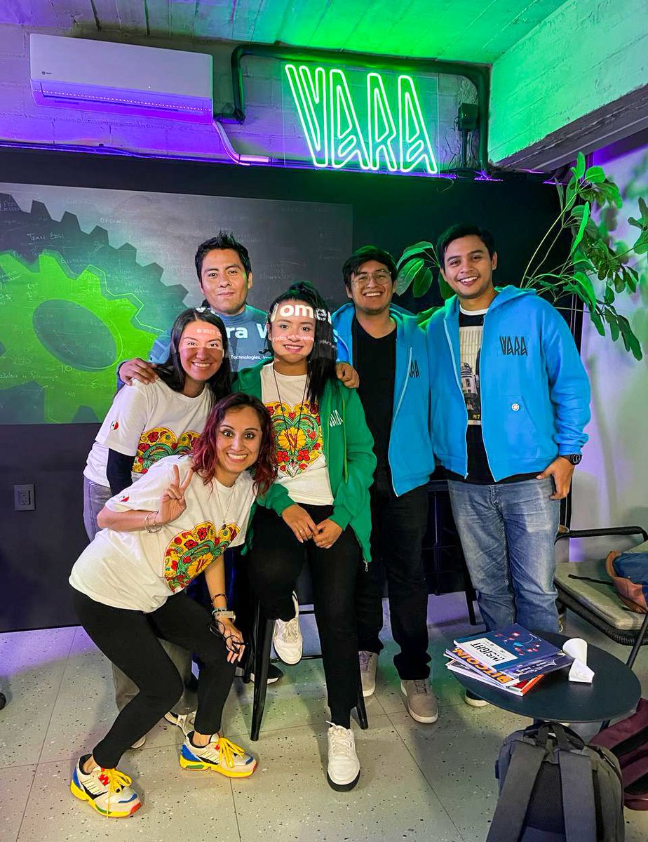 Throwback from the #Web3 VaraWomen event. 🦸🏻‍♀  ⬇️

Huge thanks to the Vara Ambassadors and Community members <a href="/marcrypted/">Sol💫</a>, <a href="/aleinweb3/">aleinweb3 ∀</a>, <a href="/JaviBlakeCR/">Javier Eli Reyes</a>, <a href="/th3hodlfather/">the hodlfather @ Buenos Aires 🇦🇷</a>, <a href="/luisreve85/">Luis Rêve | Vara Network</a>, and <a href="/KerenKeys/">Keren Keys</a> for supporting the initiative!