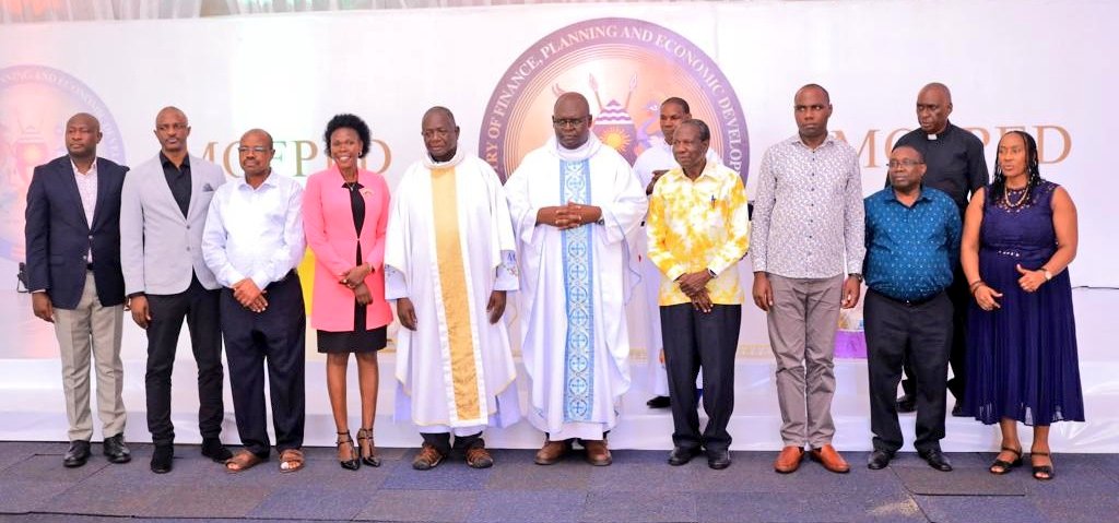 ✴️THANKSGIVING MASS: We thank Rev.Father Dennis Ssebunya,Parish Priest Ggaba Parish for leading Mass today as we celebrated God's Goodness & Mercy which endures forever. At @mofpedU we know,it is God who has enabled us to deliver on our mandate in this calendar year ending 2023…