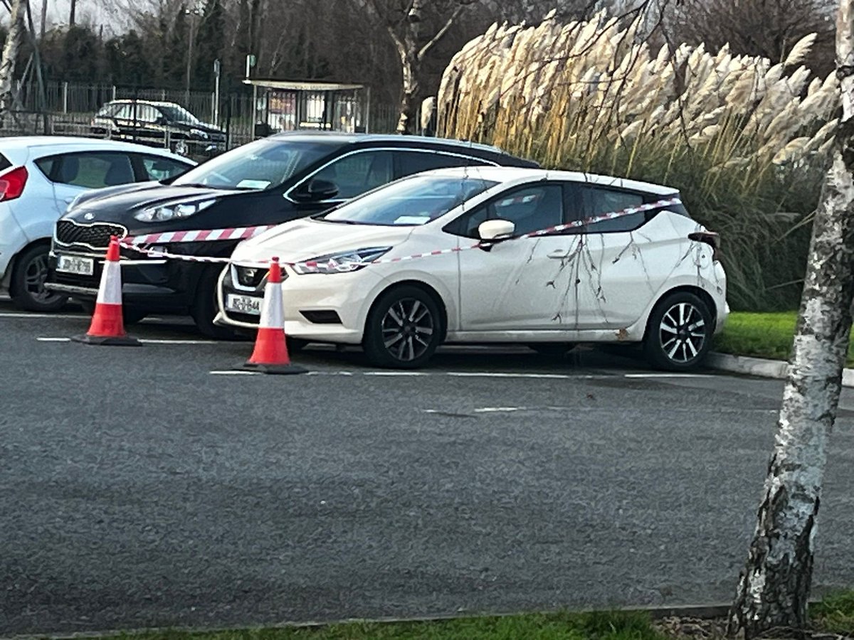 SarahBarnicoat's tweet photo. When you park in the Boss’s spot @Firhouse_cc #itsbeginning #christmas https://t.co/BBmgsVIxrI