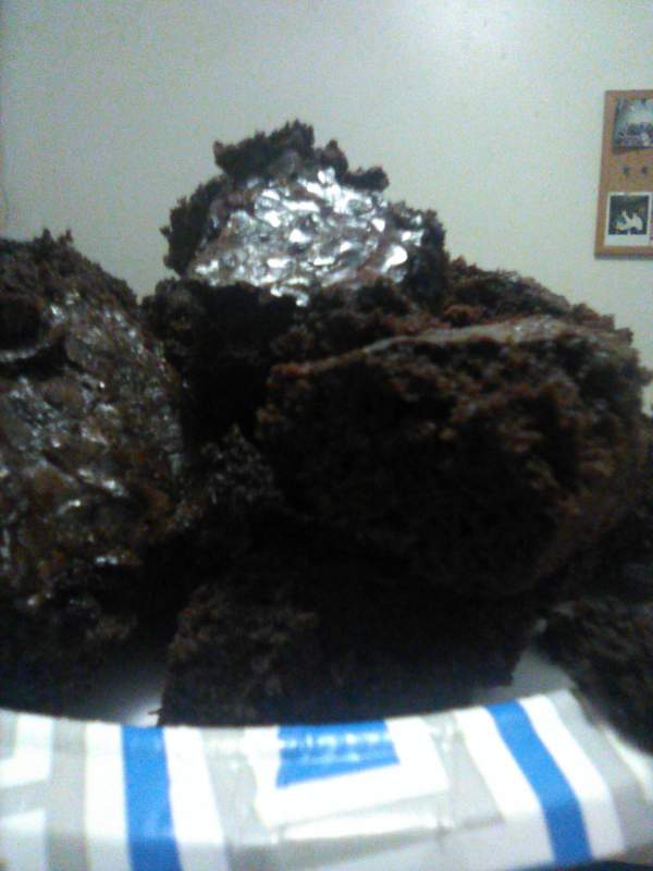 JillianDWagner1's tweet image. Was up nearly all night making plenty of brownies for our Meet Santa event at the store tomorrow. Worth it though; I love baking and people love my brownies.