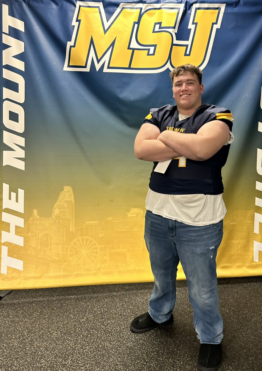 Declan Hitte (@declan_hitte) on Twitter photo Thank you <a href="/CoachLittle7/">Lane Little</a> for inviting me out to see the campus and see what you guys are about. I had a great time! <a href="/MountStJosephU/">Mount St. Joseph University</a> <a href="/CoachHopperton/">Coach Hopperton</a> Thank you <a href="/CoachLittle7/">Lane Little</a> for inviting me out to see the campus and see what you guys are about. I had a great time! <a href="/MountStJosephU/">Mount St. Joseph University</a> <a href="/CoachHopperton/">Coach Hopperton</a>