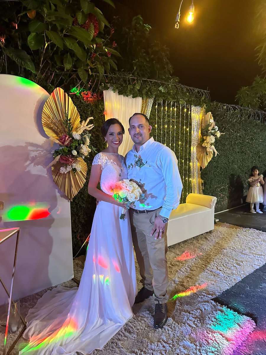 Al final se hizo realidad lo que tanto planeábamos a distancia se logró y me siento feliz de que sea mi esposa