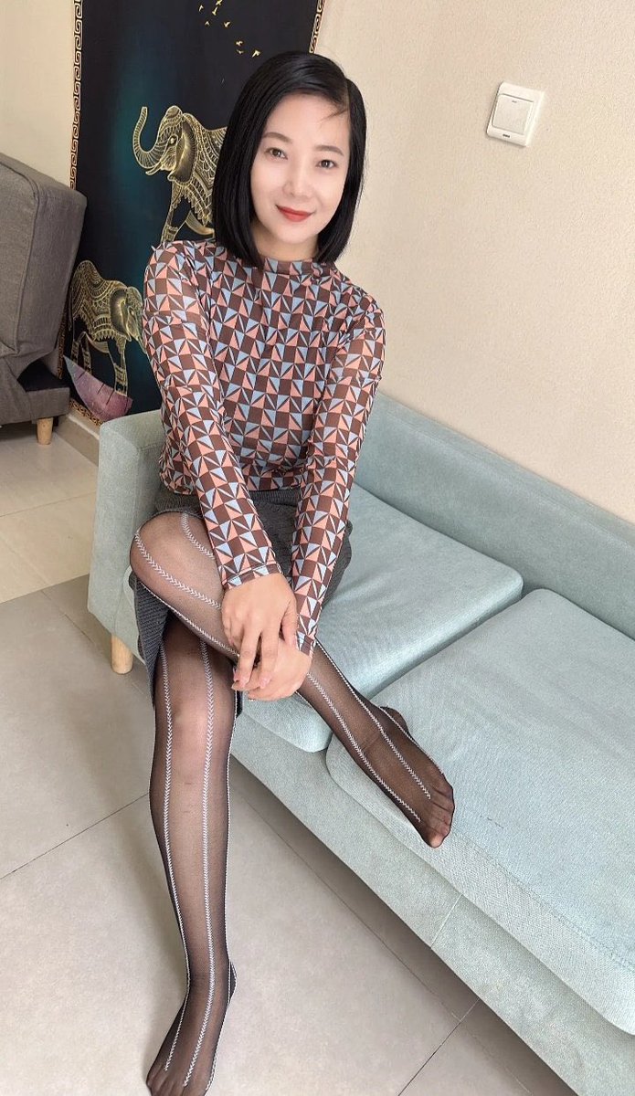 最懂风情的静姨 https://t.co/ebSFDSrzlX