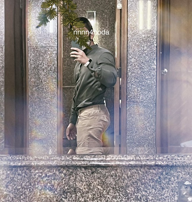 I wish you a Merry Christmas. 🎄 https://t.co/5Xm1TDgcuj