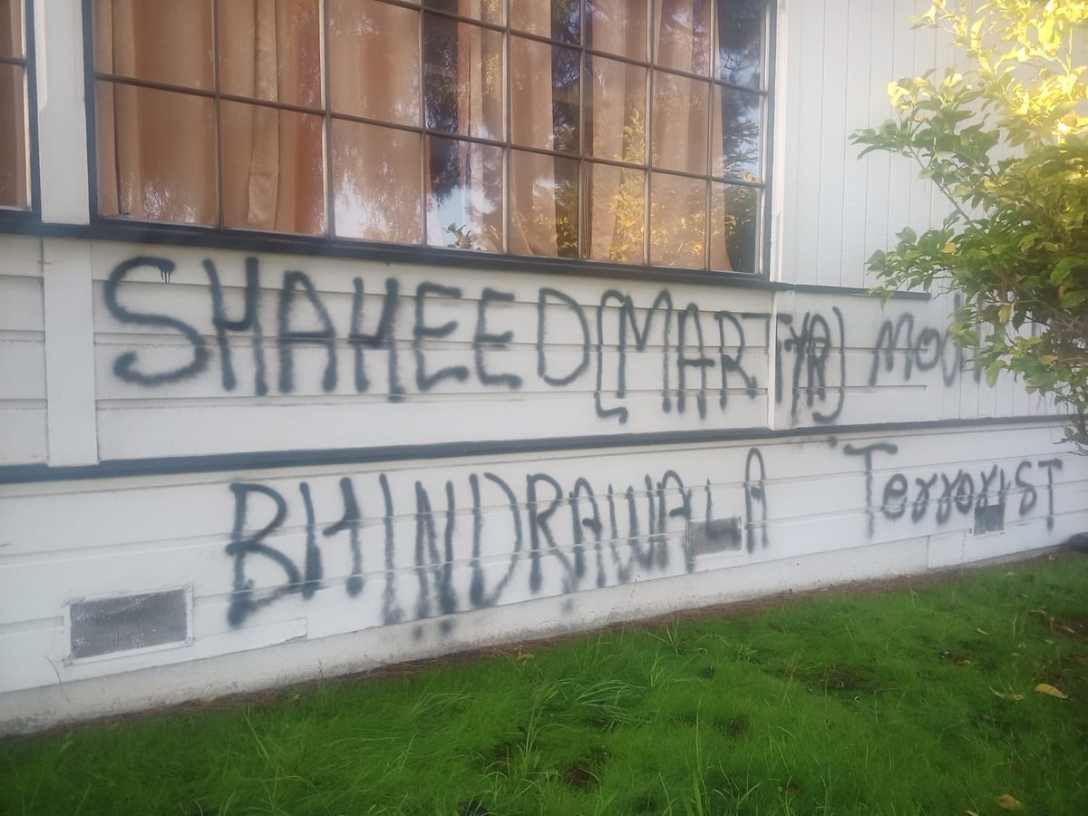 Hindu American Foundation (@hinduamerican) on Twitter photo The mention of the Khalistan terrorist kingpin #Bhindranwale, who targeted Hindus for murder, is specifically meant to traumatize temple goers and create a fear of violence—meeting the CA definition of a hate crime <a href="/NewarkCA_Police/">Newark Police Department</a> <a href="/CivilRights/">DOJ Civil Rights Division</a> The mention of the Khalistan terrorist kingpin #Bhindranwale, who targeted Hindus for murder, is specifically meant to traumatize temple goers and create a fear of violence—meeting the CA definition of a hate crime <a href="/NewarkCA_Police/">Newark Police Department</a> <a href="/CivilRights/">DOJ Civil Rights Division</a>