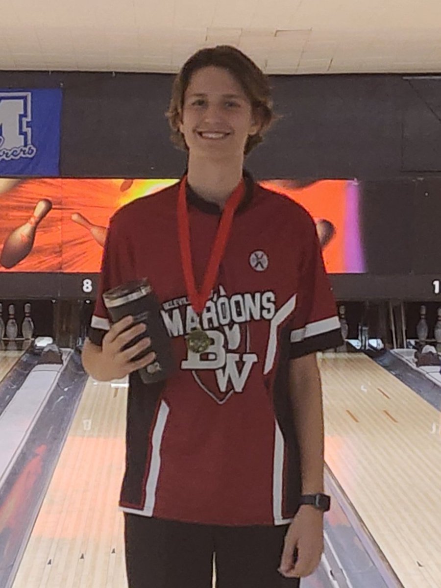Congrats to Parker Schmidt! He took 1st high game in the boys division at the Alton Invitational today with a 288 game! Great job today!