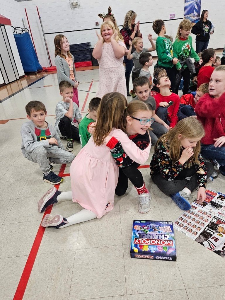 Today Monroe Center students and staff celebrated academic achievements across the building, the ornament leadership challenge won by 3rd grade, and wrapped up 2023 with much fun and laughter together. #WeAreMCUSD