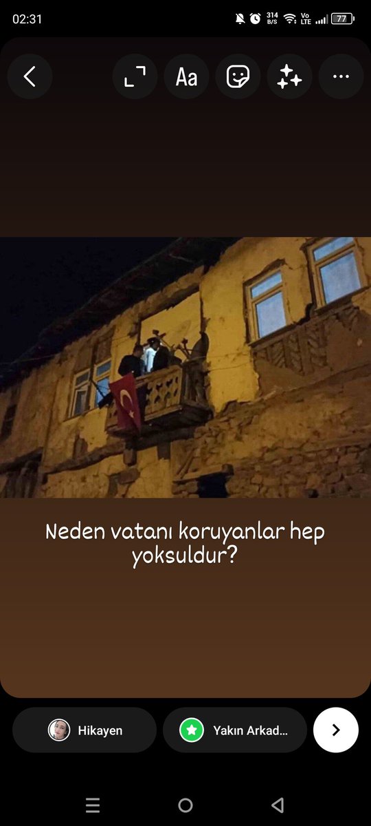 Ayakta durmakta zorlanan bu ev, Türk milleti hayatta kalsın diye şehit verdi. 
Acı katmerli, yürek yangın yeri, çaresizlik keskin ve yok edici #sehidimizvar