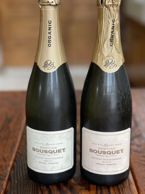 Popping Bubbles With Domaine Bousquet Organic Sparkling Wines #WorldWineTravel: This month, the #WorldWineTravel writers are embracing the holiday spirit and embarking on a journey to explore the effervescent wonders of… bit.ly/4ay4F4B by @martindredmond #vino #wine