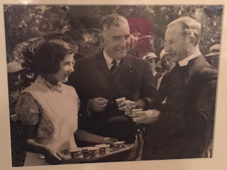 AustAnglican's tweet image. 23 December 1929: the Most Revd Frederick Waldegrave Head (1874-1941) installed and enthroned @StPaulsCathMelb as third Archbishop of Melbourne (sixth diocesan). #anglican #94years The new Archbishop's first message to his diocese is attached.